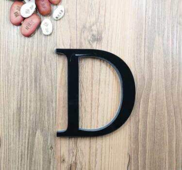 Letra decorativa - 3D - All Essentials